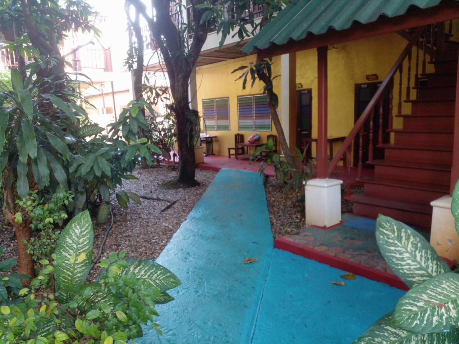 Golden Triangle Palace Hotel Chiang Rai Ngoại thất bức ảnh
