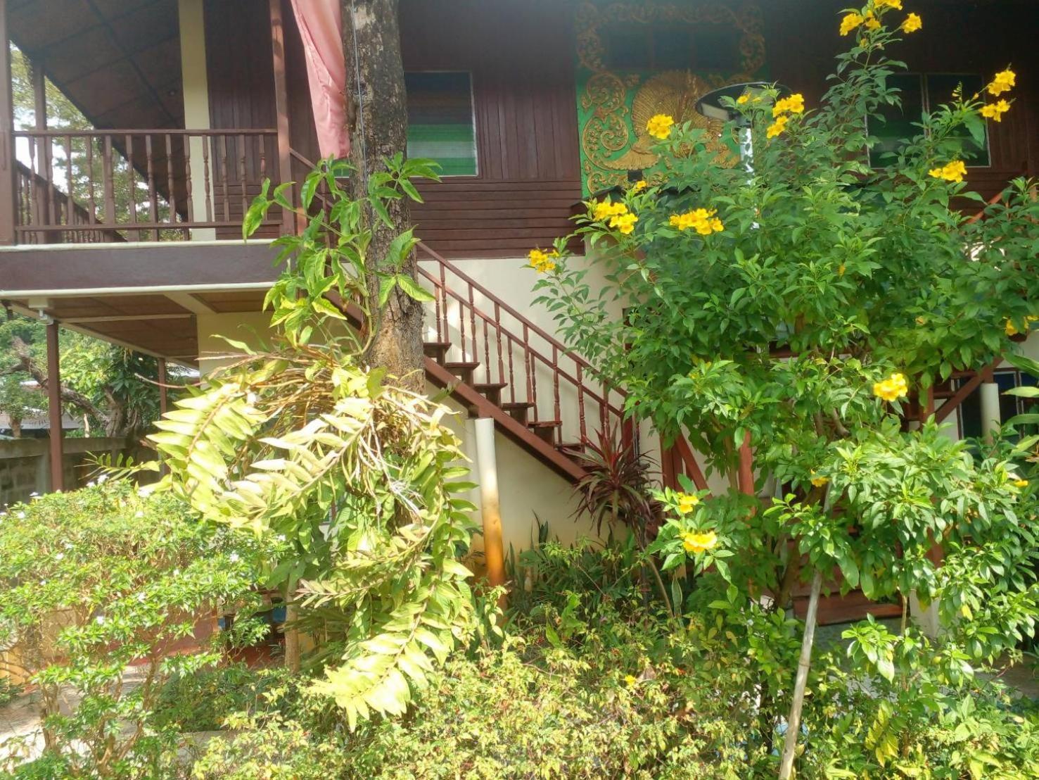 Golden Triangle Palace Hotel Chiang Rai Ngoại thất bức ảnh